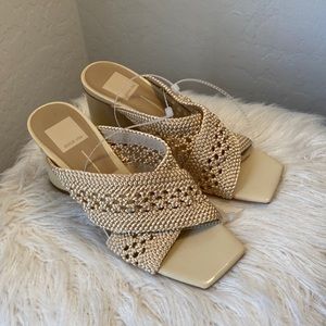 Dolce Vita— Beige Macrame Woven Fabric Sandals— Women Size 7.5